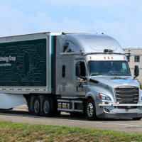 Daimler, Torc begin testing self-driving trucks in Virginia