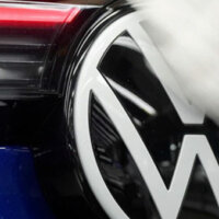 VW embeds Qualcomm chips in autonomous driving software plans